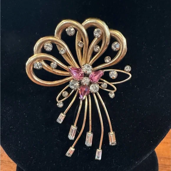 Vintage M & S Brooch & Earrings Set—1/20 12k Gold Filled, Pink/Clear Rhinestones - Picture 4 of 9